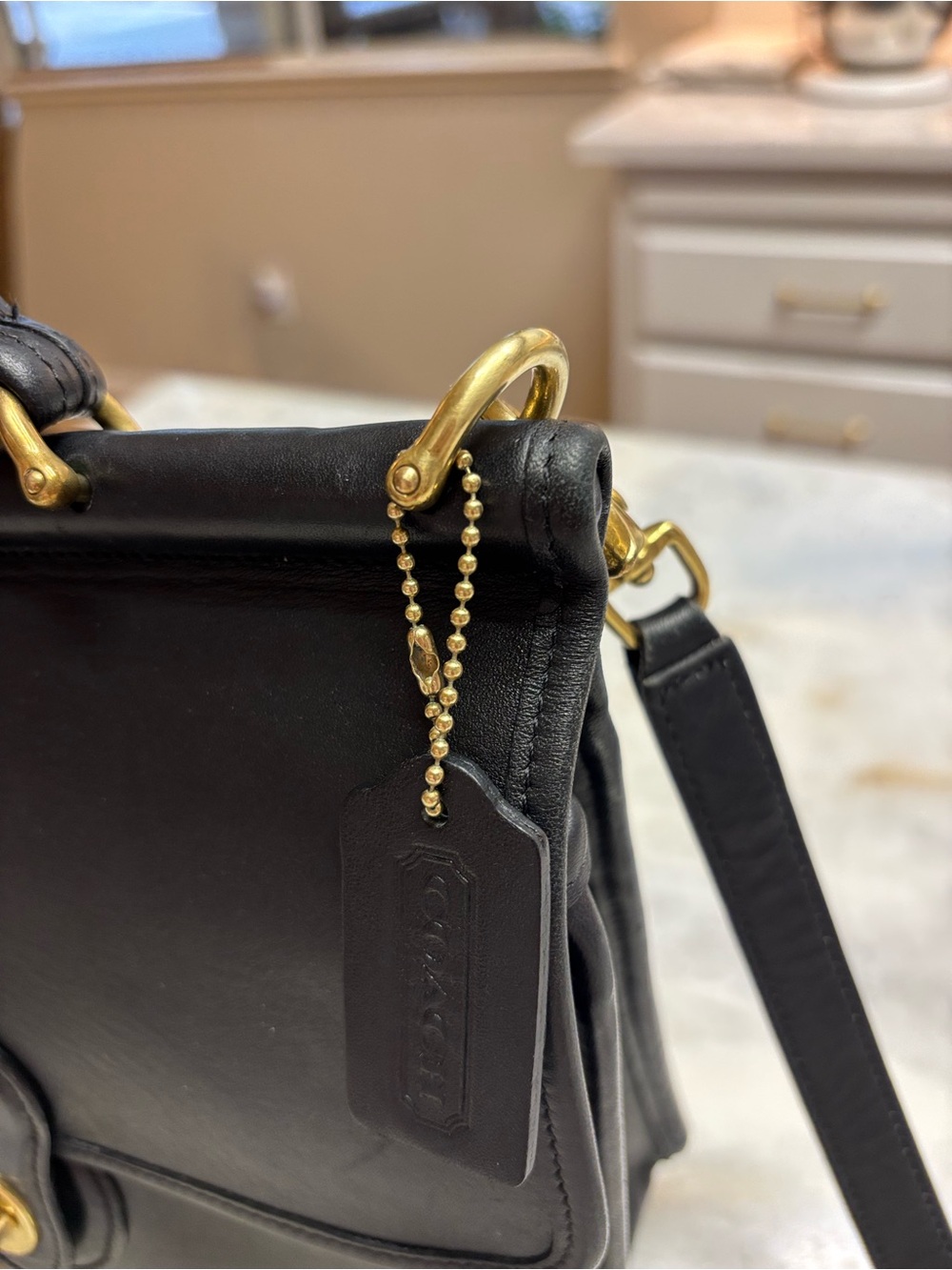 VINTAGE COACH Leather Willis Station Bag 9927 - Black Crossbody - Rare - Picture 11 of 13